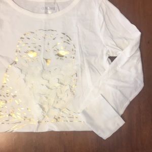 long sleeved cream shirt w owl and feathers